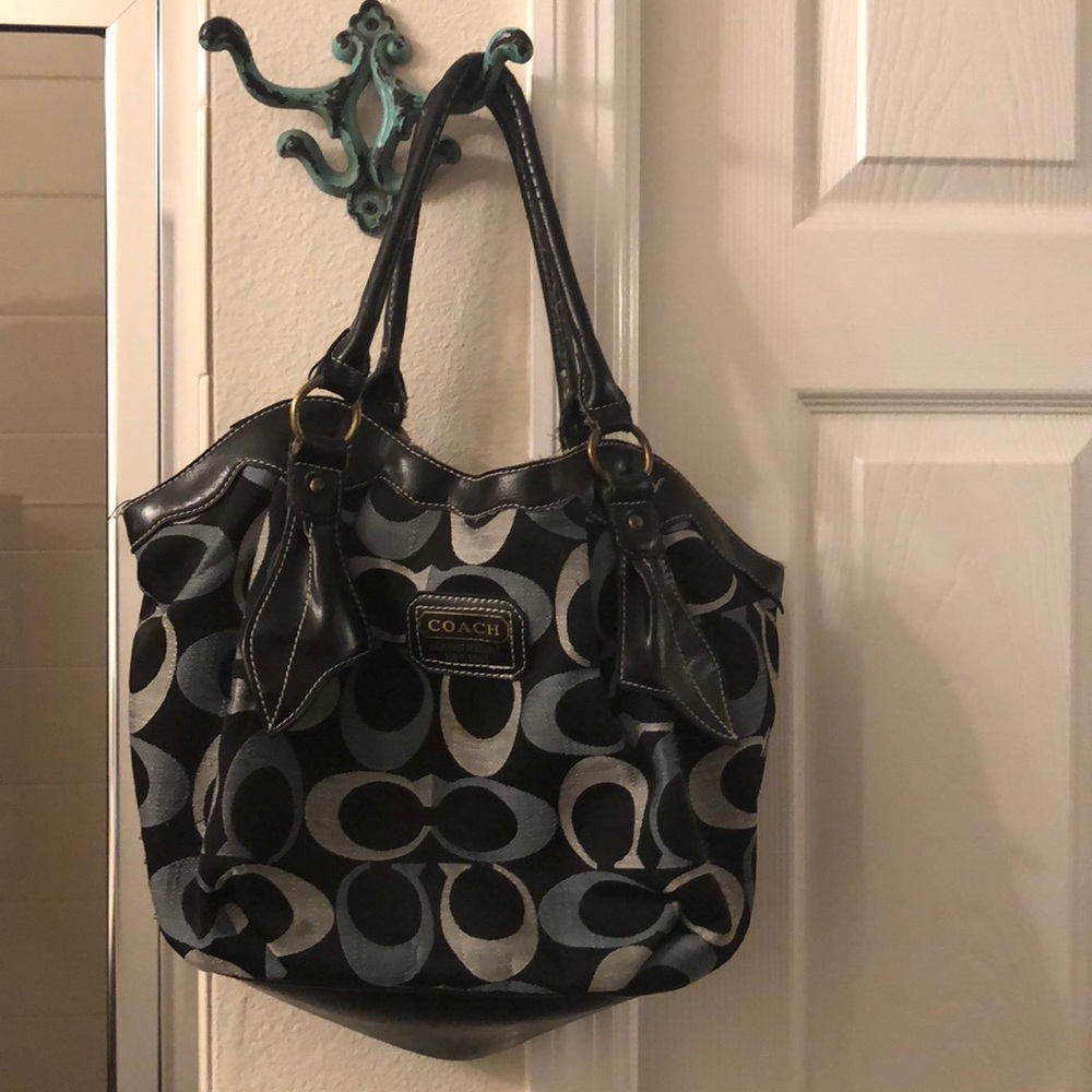 Gently used large Coach purse